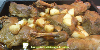 receta de cordero al horno con patatas y salsa de verduras