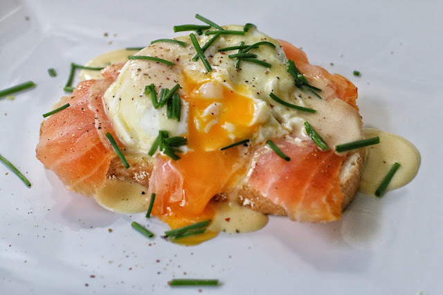 Eggs Benedict with Smoked Salmon and Chives