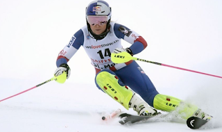 Lindsey Vonn suffers back injury in World Cup race after Trump comments