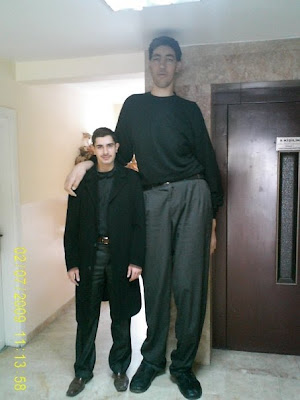 worlds tallest man