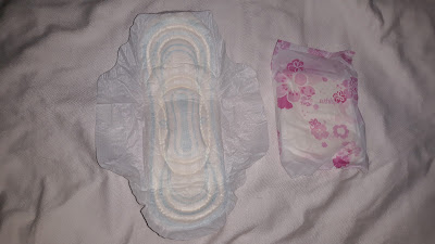 whisper sanitary pad review
