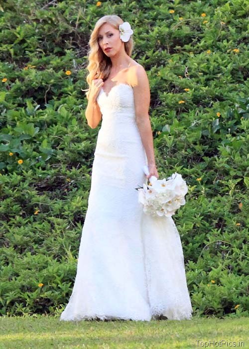 Leah Felder Hot Wedding Photos 5