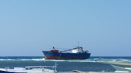 Kapal KM. Rum Rik 02 Tampak 2 Mil Dari Bibir Pantai Banggae 