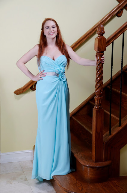 light blue sweetheart neckline prom dress, light blue sweetheart neckline, Prom Dress Fashion, Fashion, Fashion Blogger, Fashion Blog, Style, Twin Vogue, Red Hair,