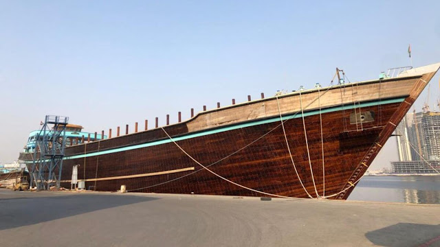 Dhow-building: A fading craft or a living tradition?
