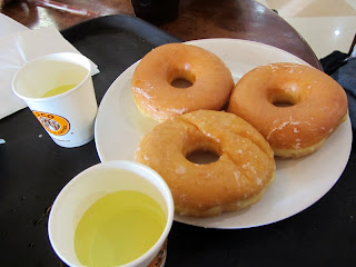 The day flew by so fast it was a blur...: Food in Batam