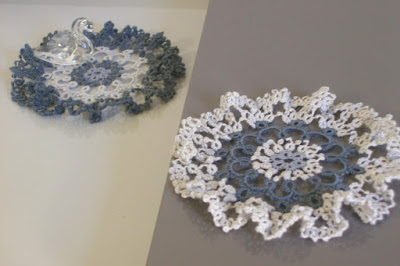 Mini tatting doilies - Mini centrini a chiacchierino