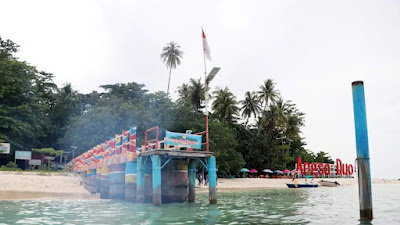 Dermaga Apung Pulau Angso Duo Rusak Diterjang Badai