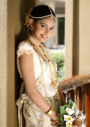 sri lankan bridal dresses 