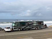 The California Beach Lifein February and March (img )