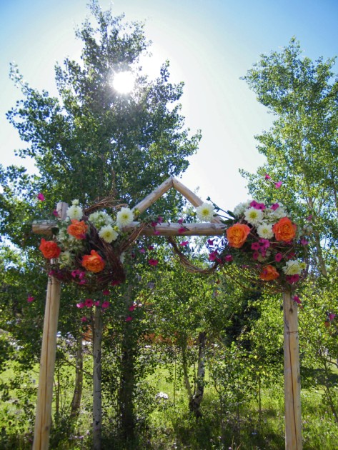 Rocky Mountain Wedding Flowers Wildflower Centerpieces at the High 