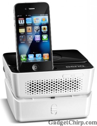BenQ Joybee GP2 : A Projector with iPhone Doc