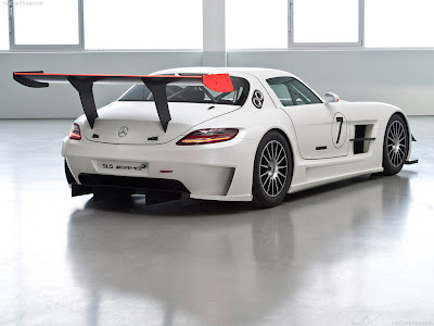  2011 Mercedes SLS AMG Wallpaper