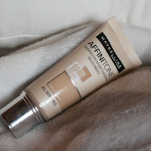 Maybelline Affinitone 03 Light Sand Beige