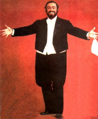 Foto de Luciano Pavarotti en sesión fotográgica