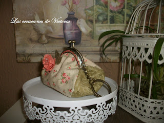 Las creaciones de Victoria.Monedero con boquilla patchwork. Monedero con boquilla vintage crochet