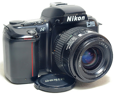 Nikon F601 QD Body #698, AF Zoom-Nikkor 35-70mm 1:3.3~4.5 (MK I)