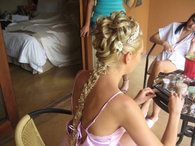 hairstyle for bride. the ride in a playful way