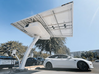 TeknolBaterai Mobil Listrik Tesla dan Hyundai