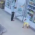 MENINA DE 4 ANOS MORRE ELETROCUTADA AO TENTAR ABRIR GELADEIRA EM UM SUPERMERCADO 