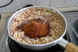 Pernah Makan Tak Maggi Kari Milo?