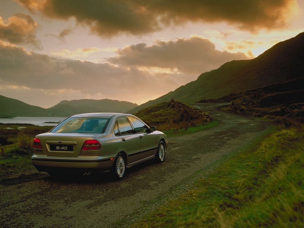 wallpapers for desktop background. Volvo S40 desktop wallpaper