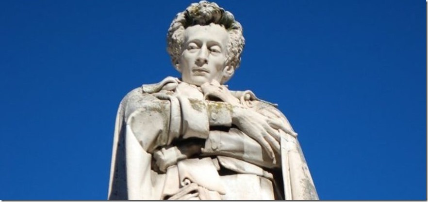 statua-leopardi-e1539005462797-900x425