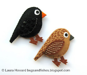 http://bugsandfishes.blogspot.co.uk/2013/10/how-to-make-pair-of-felt-blackbirds.html