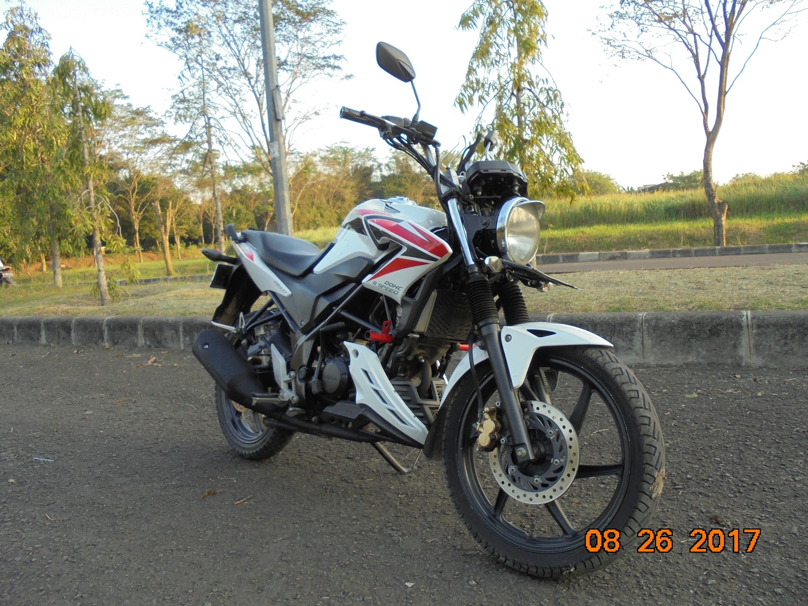 95 Modifikasi Motor Vixion Lampu Pesek Terbaru Dan Terlengkap