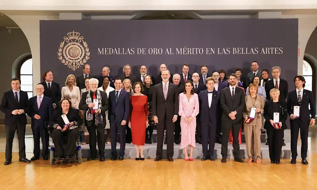 Queen Letizia wore a terrazzo rosa Antonia midi silk dress by Spanish brand Lady Pipa. King Felipe and Queen Letizia of Spain