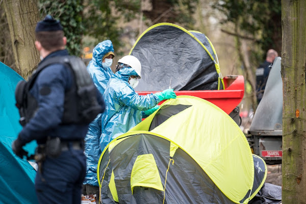 Calais (62) : Le préfet condamné pour le démantèlement d’un campement de migrants