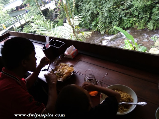 Kuliner Di Kawasan Air Terjun Dlundung Trawas