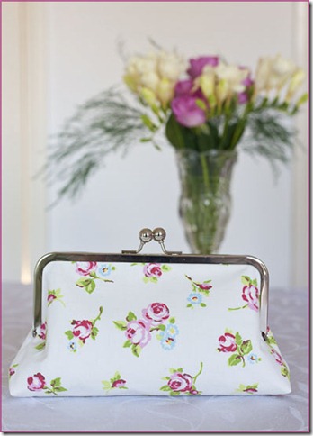 Pretty vintage rose clutch bag