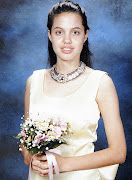 Young Pictures Of Angelina Jolie (angelina jolie young pictures)