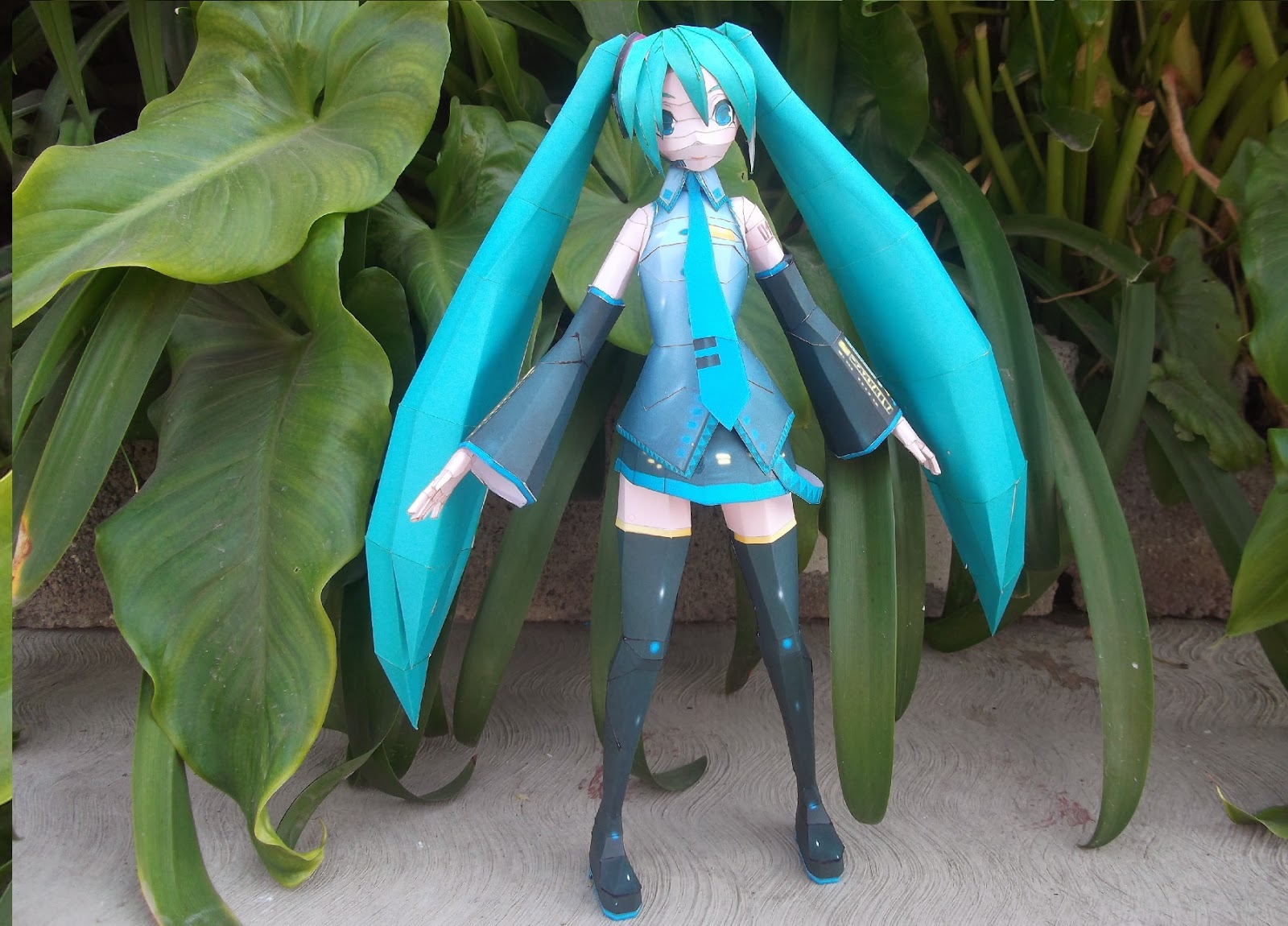 Hatsune Miku Paper Model 2014