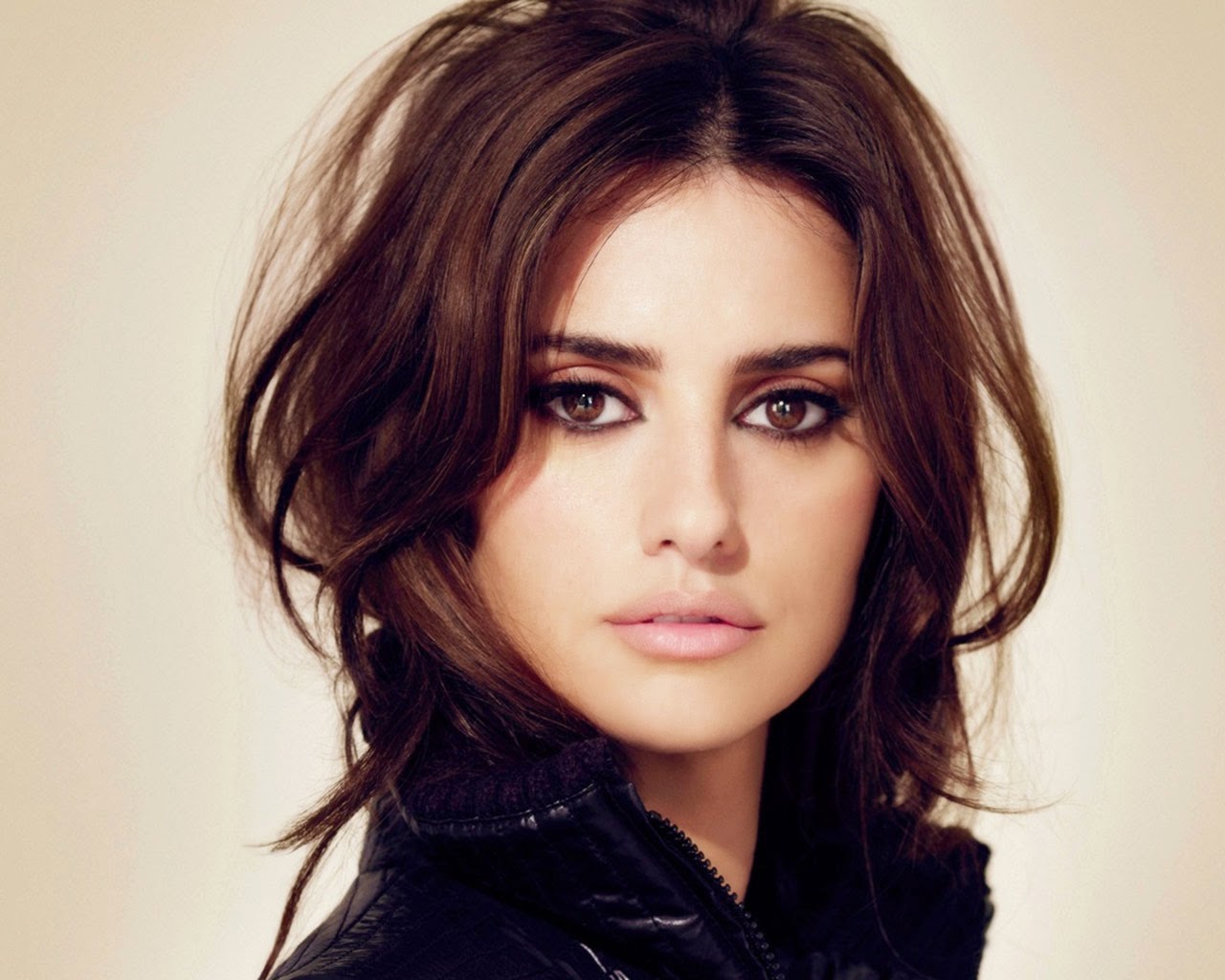 Penelope Cruz Hd Wallpapers Free Download