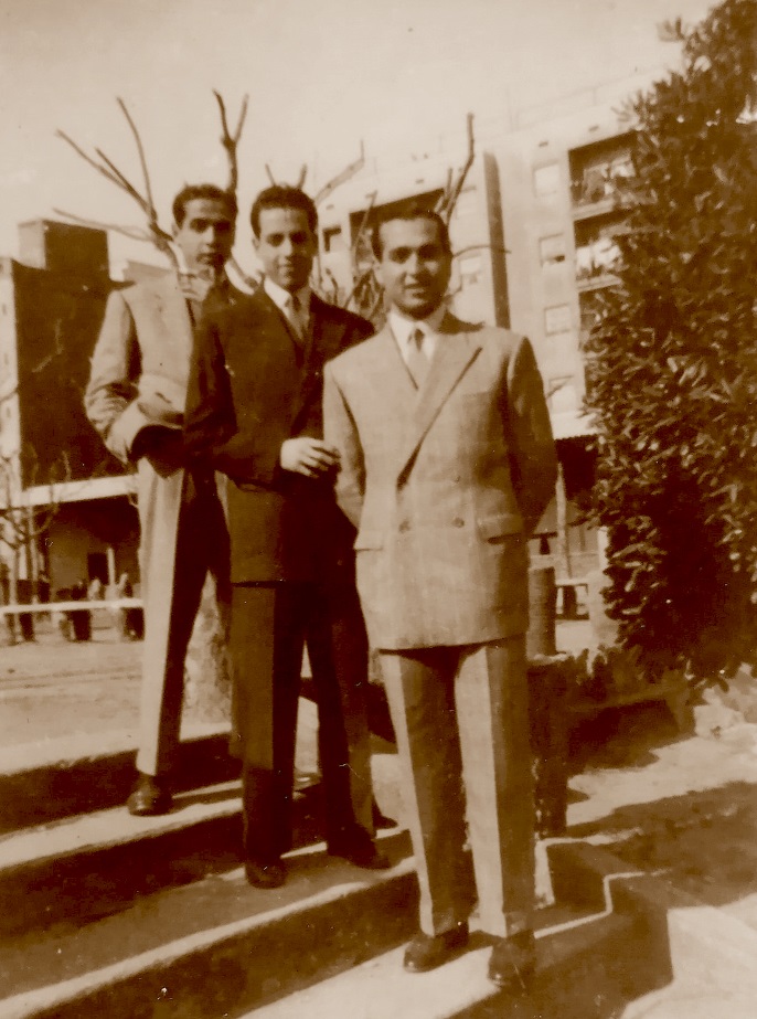 Joaquim  Francés i Martínez en 1946 con sus hermanos