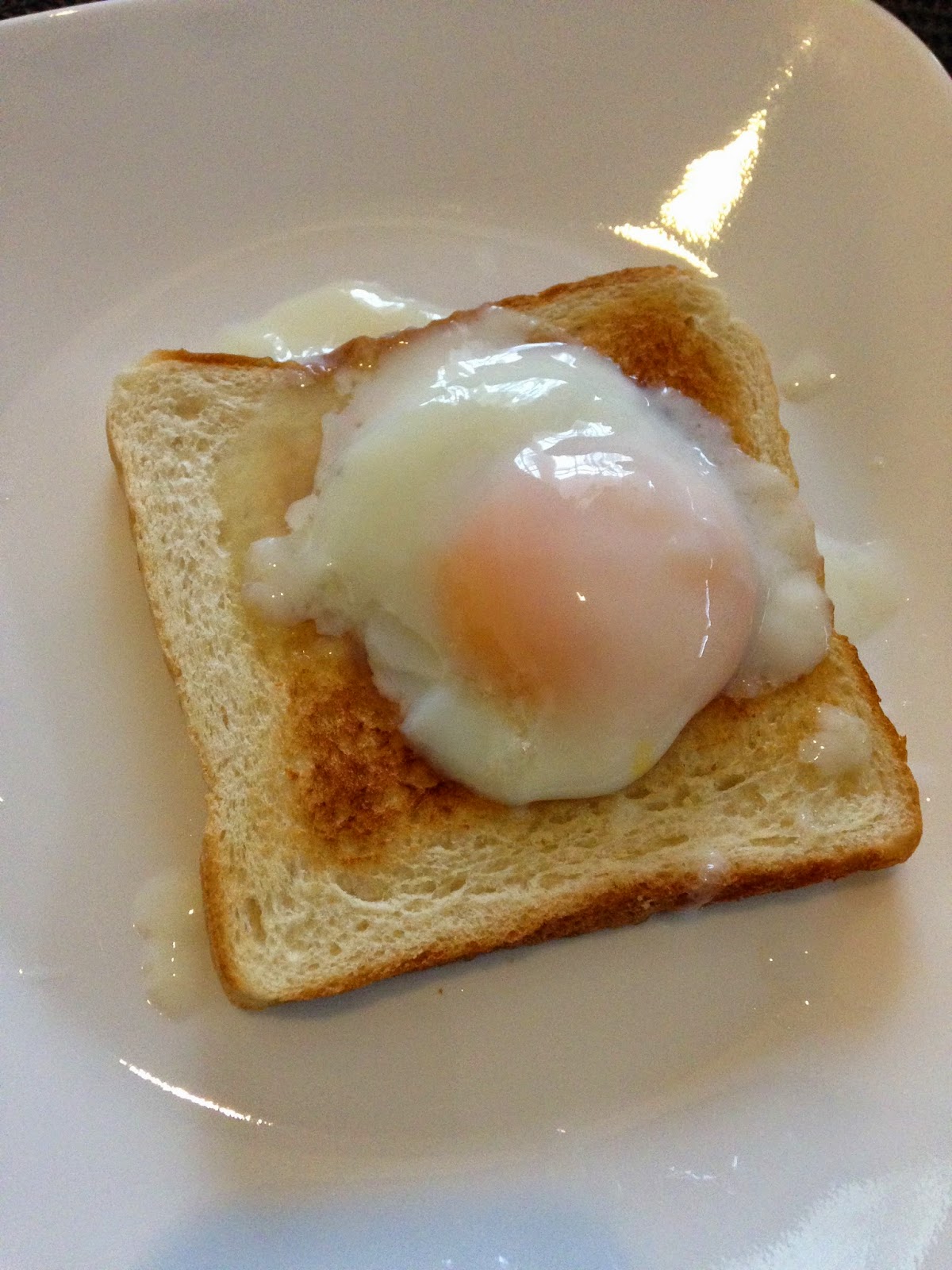 Resepi cepat telur separuh masak | Ini Cerita Tentang Kami