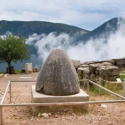 Delphi the Omphalos - the Navel of the Earth