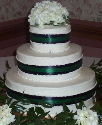 Wedding Cakes With Flowers on Top