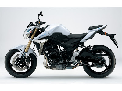 2011 Suzuki GSR750 Photos