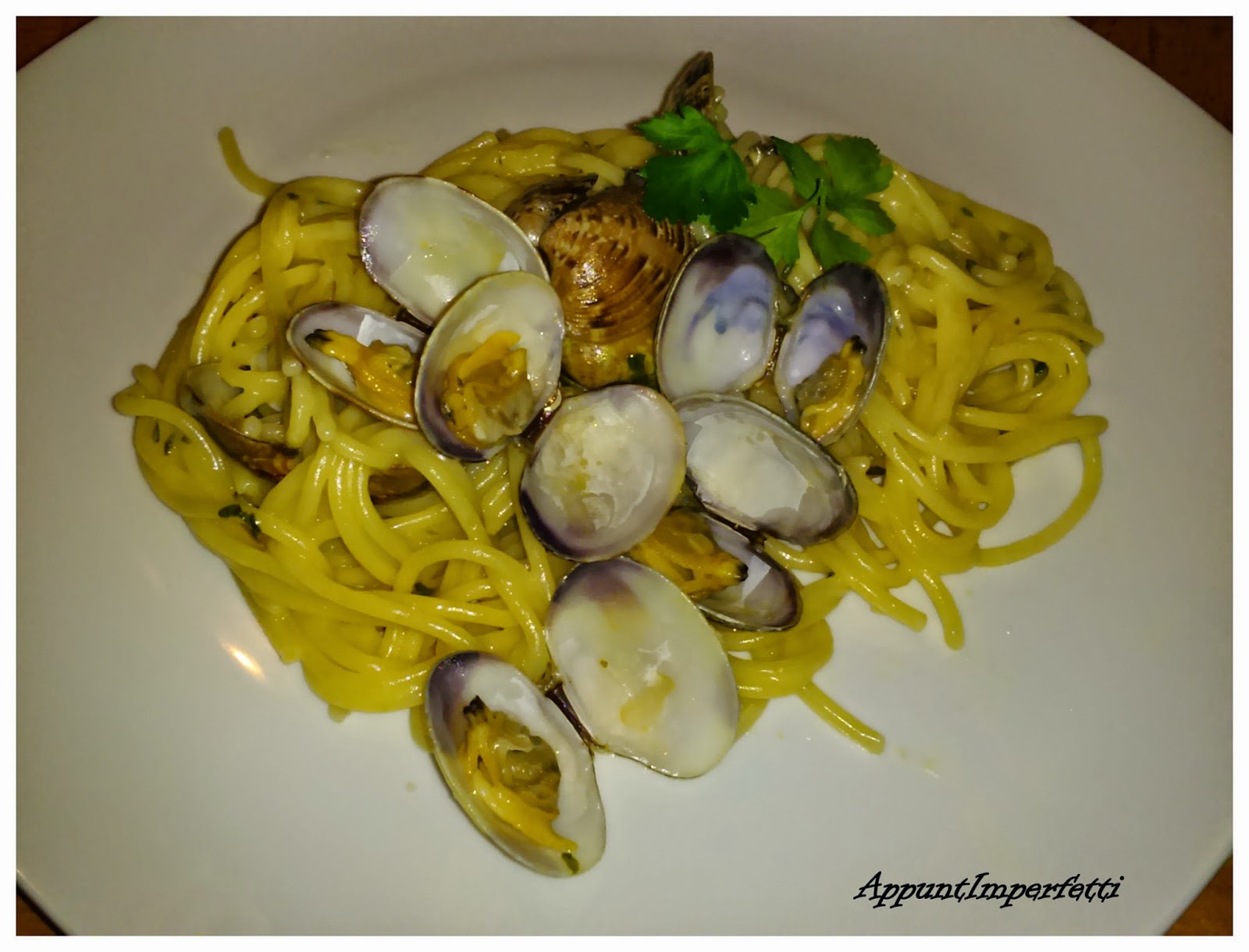 Spaghetti alle vongole col Bimby | Ricetta ed ingredienti ...