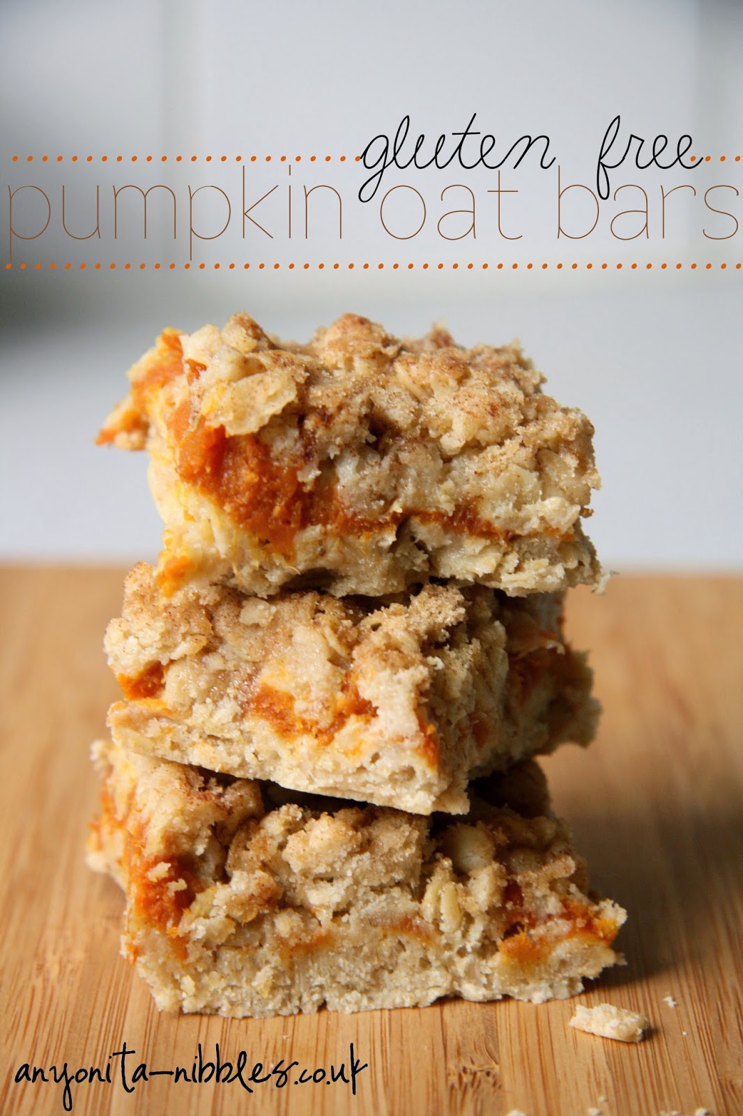 http://www.anyonita-nibbles.co.uk/2014/11/gluten-free-pumpkin-oat-bars.html