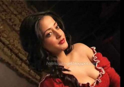 Raima Sen topless