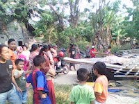 Rumah Pak Tamin Roboh di Kp. Gabus Dukuh RT. 03/01 Gg. Rengas Desa Srimukti Kec. Tambun Utara Kab. Bekasi 17563 rootmedia.blogspot.com