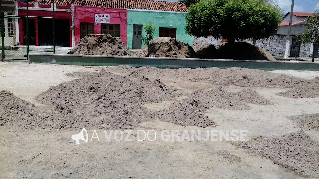 Quadra da praça Chaves Neto em Granja-CE