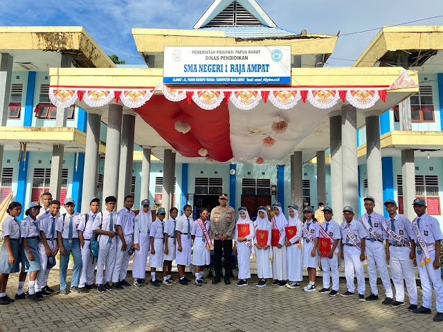 Police Go To School, Kapolres Raja Ampat Jadi Irup di SMA Negri Satu Raja Ampat