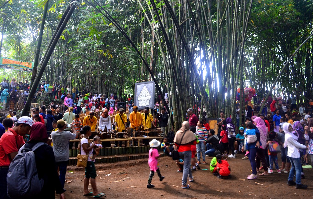 Obyek Wisata Kampung Bambu Klathaan Mulai Rame Dikunjungi