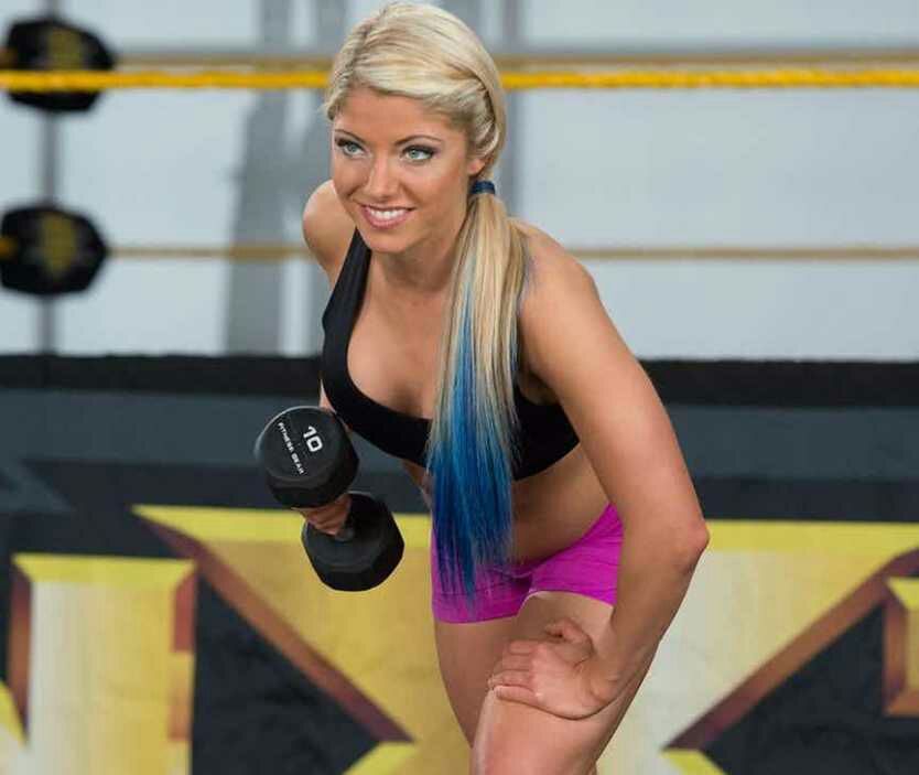 Top 10 Sexiest Alexa Bliss Hottest Pictures In Bikini