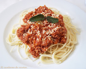 Espaguetis con boloñesa de soja